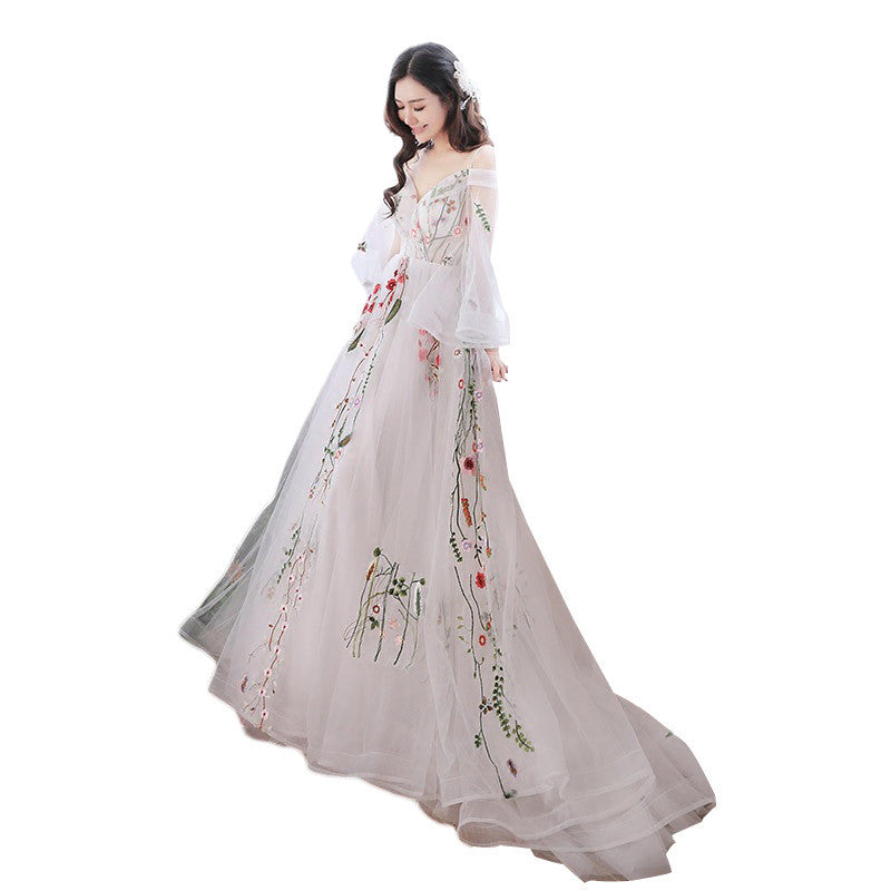 Retro Trailing Wedding Dress