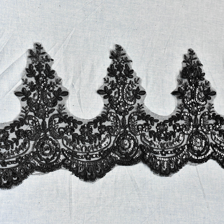 Lace Edge Bridal Veil - view 6