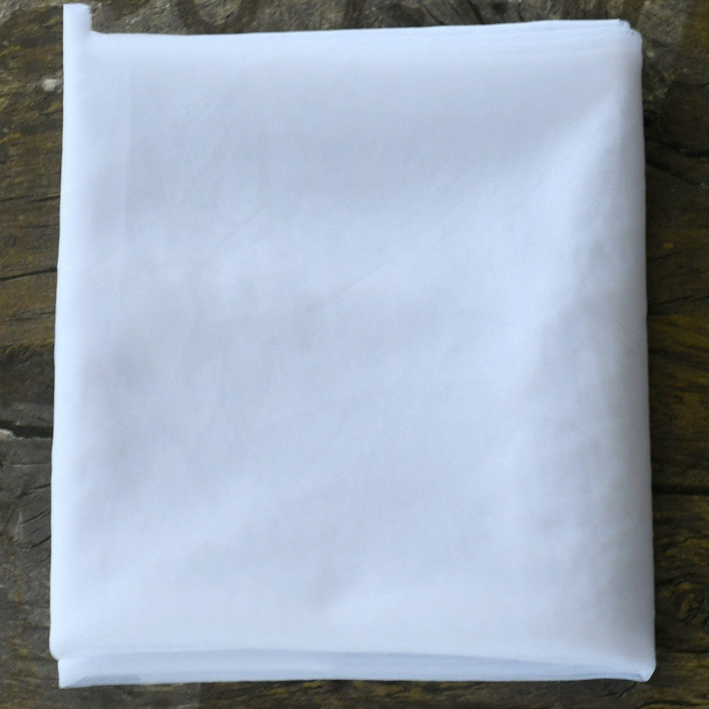 Trailing Wedding Bridal Veil - view 2