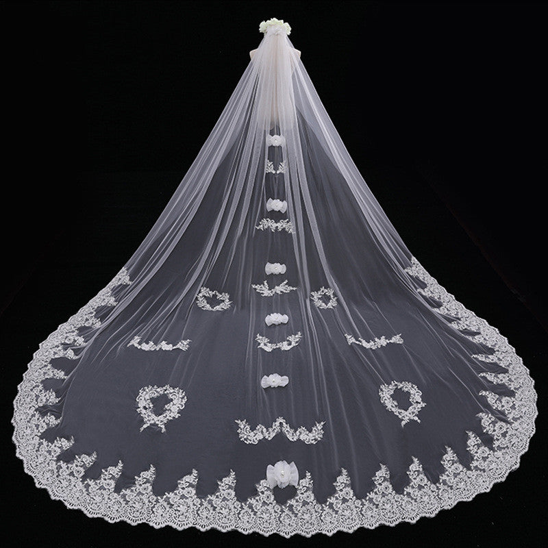 Long Trailing Wedding Veil - view 3