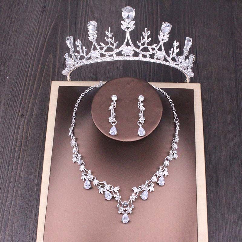 Bridal Rhinestone Crown & Necklace Set - view 6