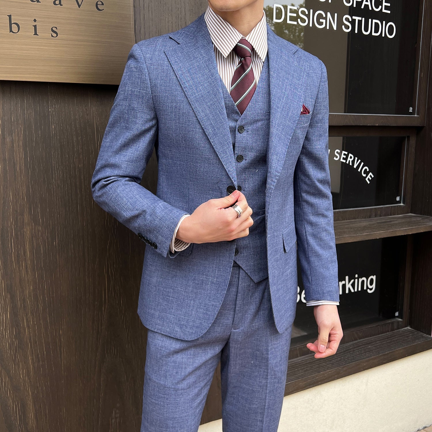 Men's Three-piece Casual Suit - view 3