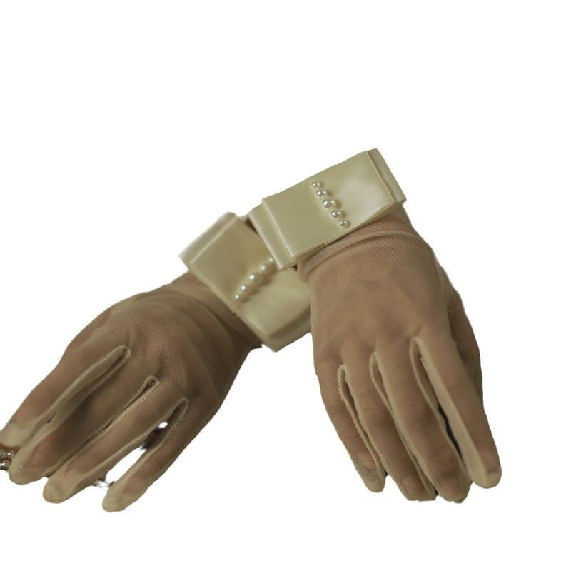 Bridal Etiquette Gloves - view 1